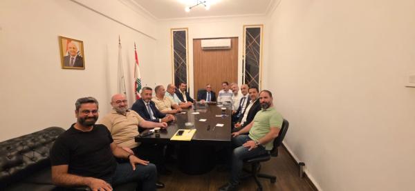 توزيع المناصب من قبل المجلس التنفيذي.